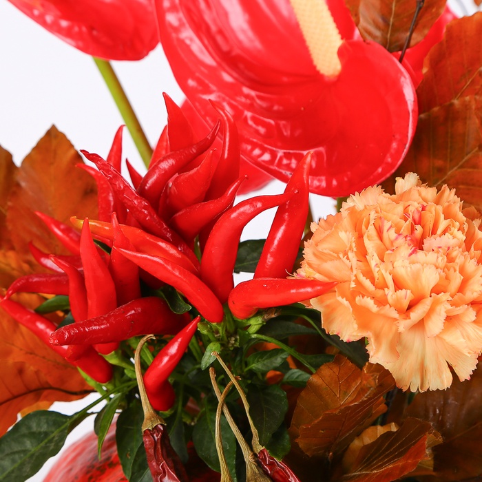 Цветы в тыкве "Осенний подарок"