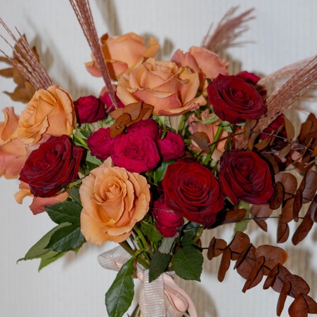 Букет троянд "Спалах емоцій"