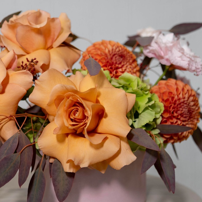 Композиция "Яркий комплимент"