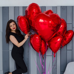 Оберемок червоні фольговані кульки серця