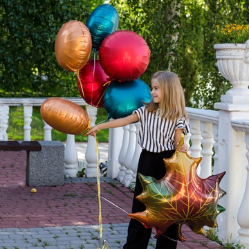 Охапка воздушных шаров "Кленовый листочек"