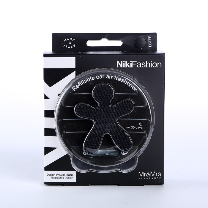 Ароматизатор в машину человечек Mr&Mrs NIKI FASHION Bergamot & Iris - Laminated Silver/Black