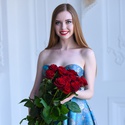 15 красных роз Гран При 70 см