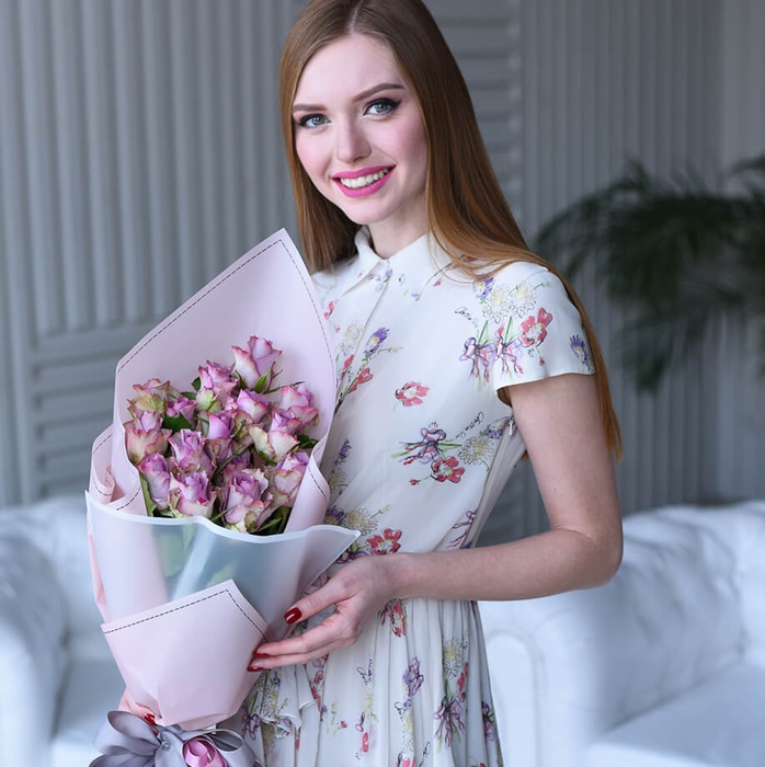 Букет 15 роз Найтингейл