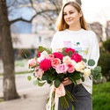 Букет 31 роза "Мгновение цветных эмоций"
