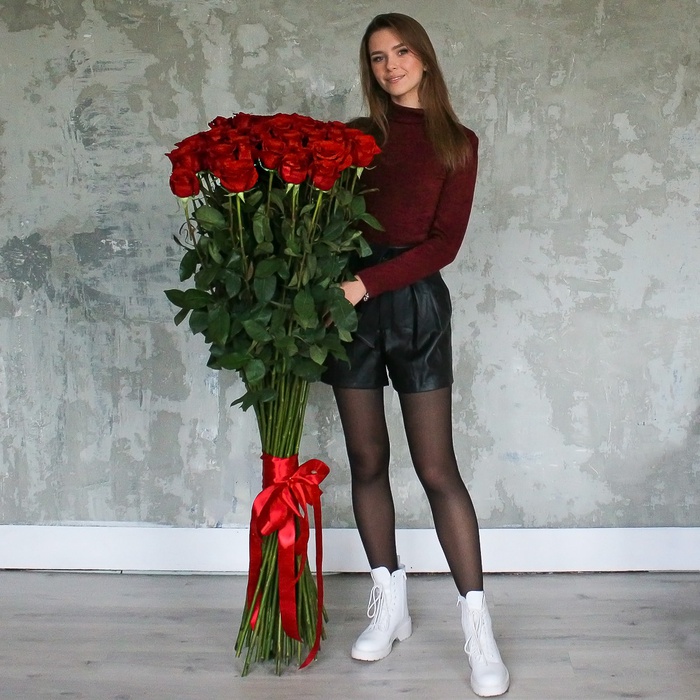 Букет из 51 розы Фридом, 160 см