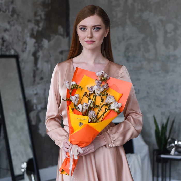 Фрезия биколор