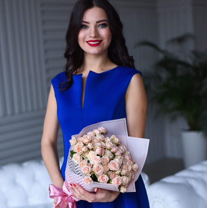 Троянда Таня, 50 см