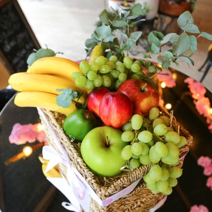 Подарунковий фруктовий набір "Райські острови"