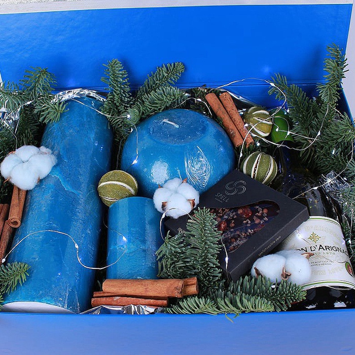 Подарочный набор со свечами "Элегантность"