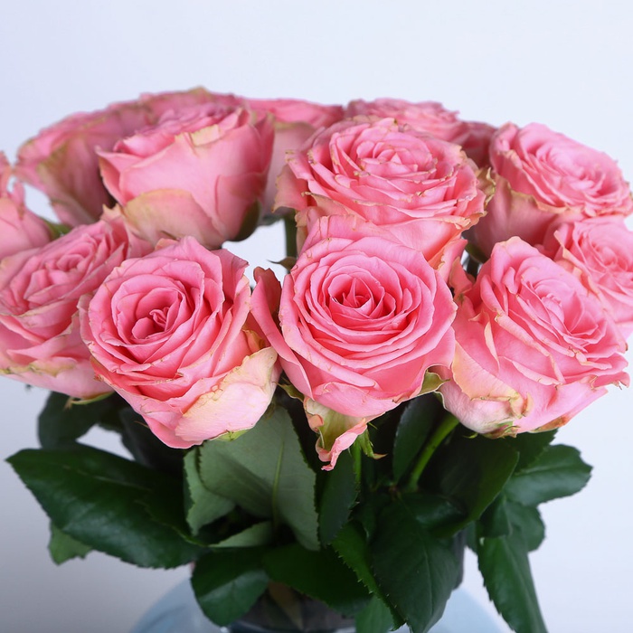 Подарочный набор с розами, вазой и диффузором "Роскошь Софи"