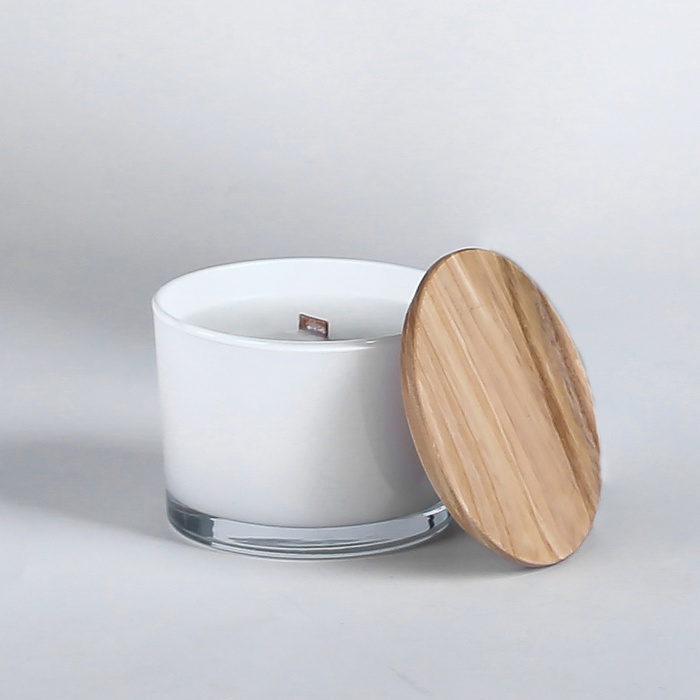 Подарочный набор с розами, вазой и свечой "Иванна"