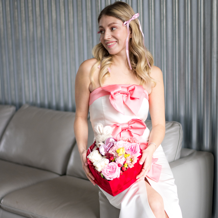 Цветы в коробке "Взрывной микс"