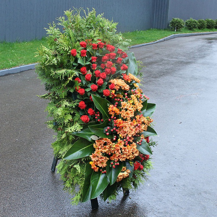 Жалобний вінок червоно-помаранчевий