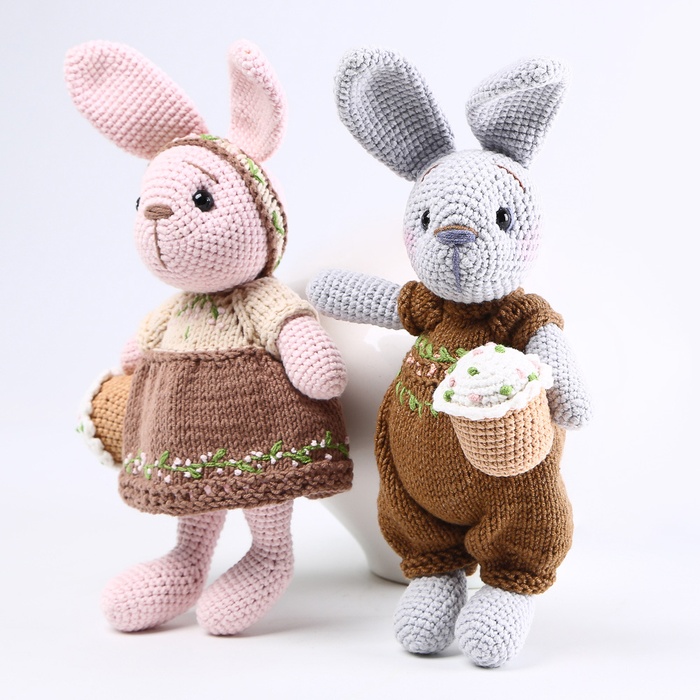 М'яка іграшка "Зайчик з паскою"