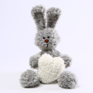 М'яка в'язана іграшка зайчик