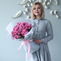 Букет 29 кустовых роз Блю Мун
