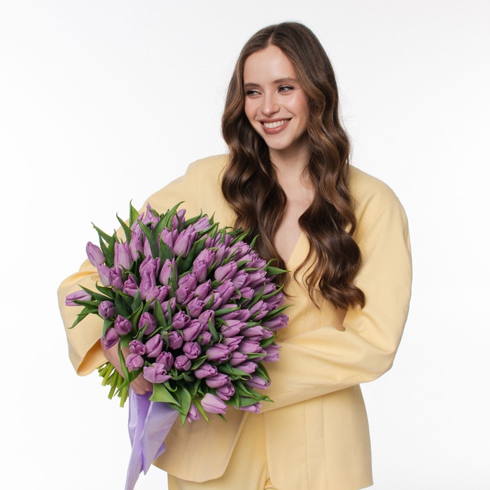 Букет 101 ніжно-фіолетовий тюльпан