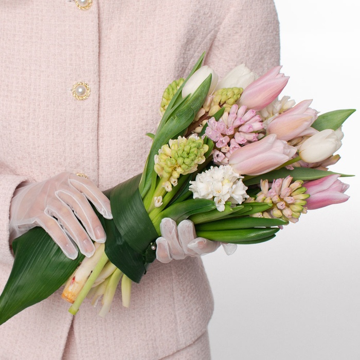 Букет з гіацинтами та тюльпанами "Подих весни"