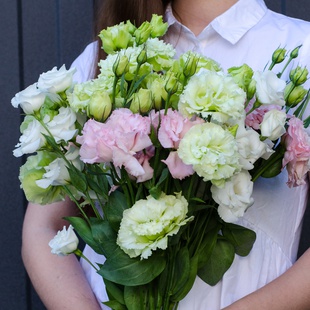 Букет "Летняя эустома"