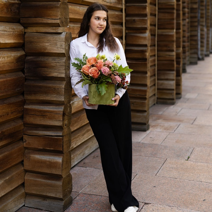 Цветы в коробке "Безукоризненный стиль"