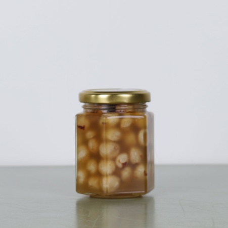 Мед с фундуком