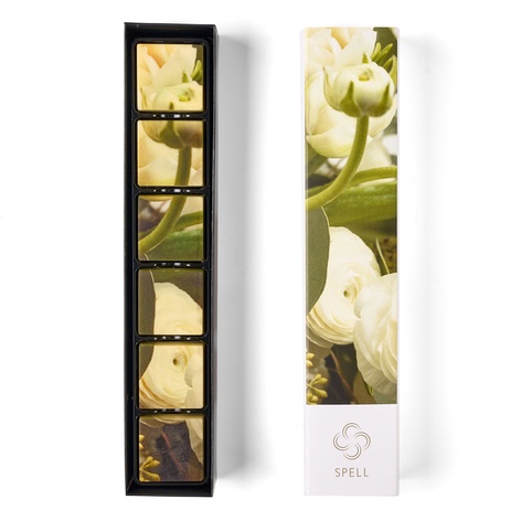 Набір цукерок Білі квіти від Spell