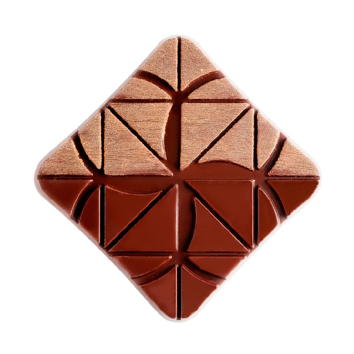 Темный шоколад 70% с солью от Spell