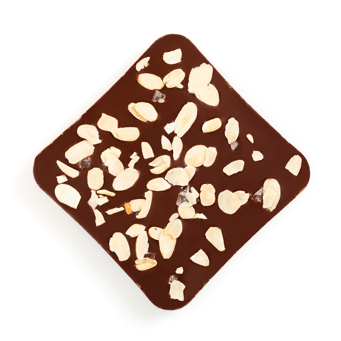 Темный шоколад 70% с солью от Spell