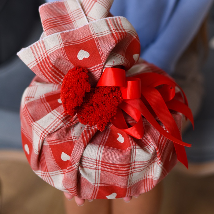 Подарочный набор "Торт сливочный в романтичной салфетке"