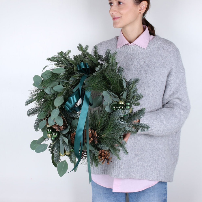 Композиція новорічний вінок "Теплі почуття"