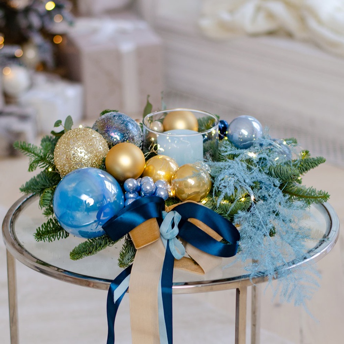 Композиция новогодний венок "Теплый вечер"