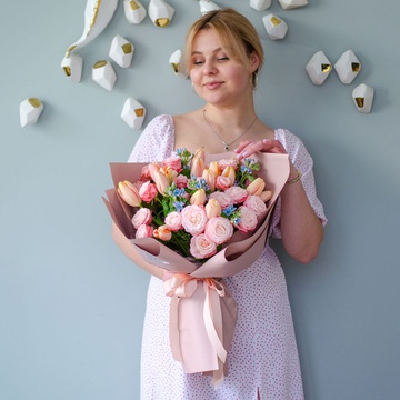 Букет з троянди та тюльпанів "Персикова романтика"