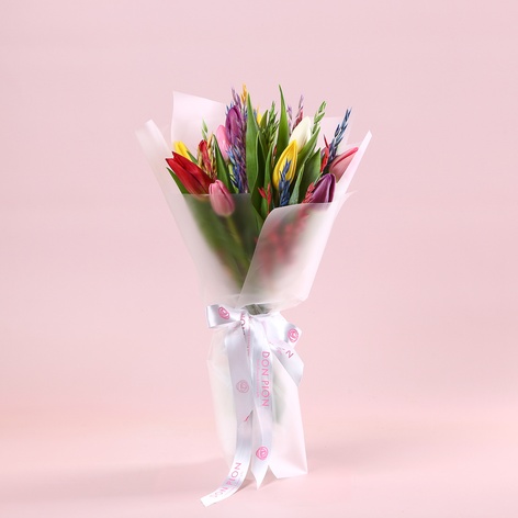 Букет з тюльпанів "Весняна посмішка"