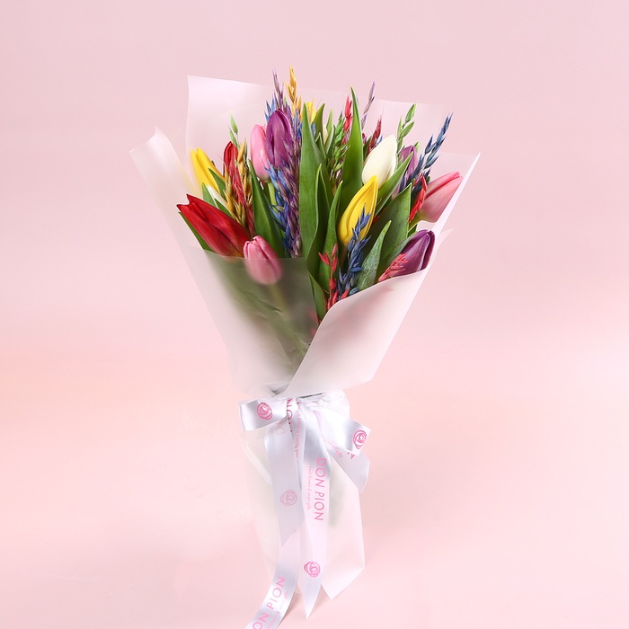 Букет з тюльпанів "Весняна посмішка"