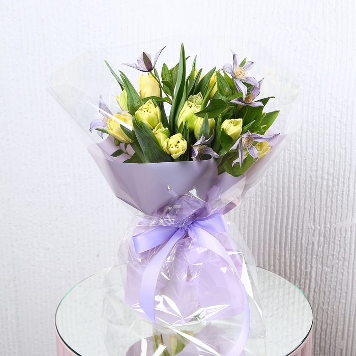 Букет з тюльпанів "Доставка весни"