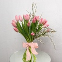 Букет 21 рожевий тюльпан