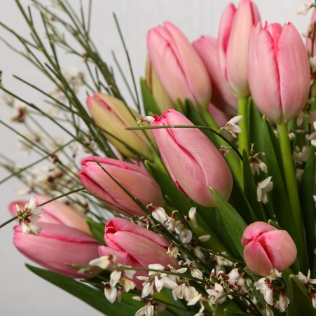 Букет 51 розовый тюльпан