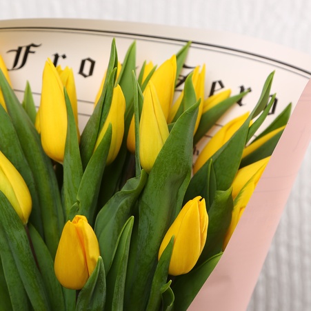 Букет 21 желтый тюльпан