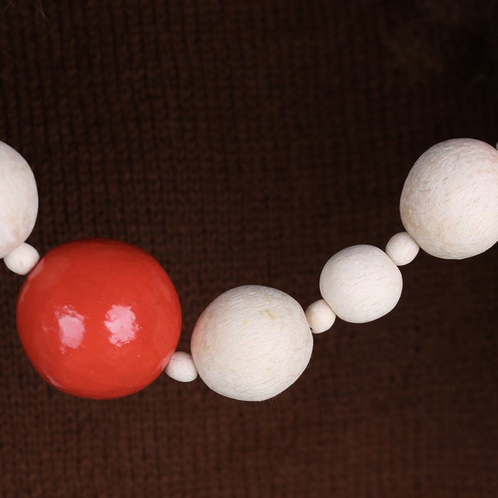 Эко гирлянда с красным на елку